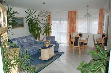 Ungaria Privát Bük, Exteriorul